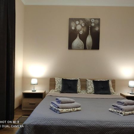 Apartments Domovik Мостова 5 Кв 44 Mukatjeve Exteriör bild
